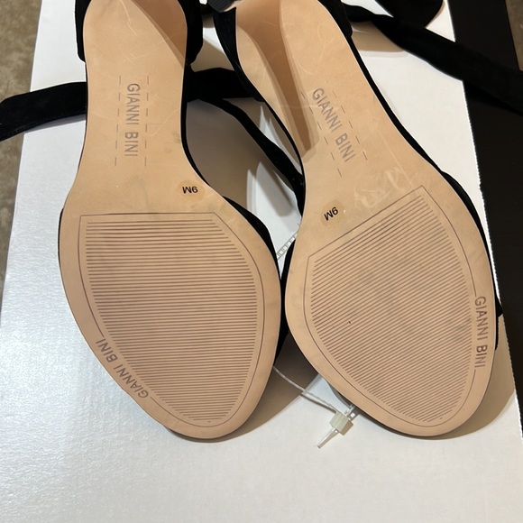 GIANNI BINI Belinda Black Heels - Picture 4 of 6